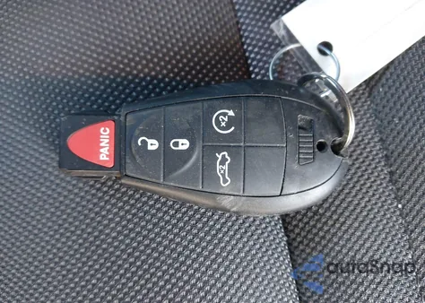 2013 Dodge Challenger Sxt z USA, uszkodzony, nr VIN 2C3CDYAG2DH693820